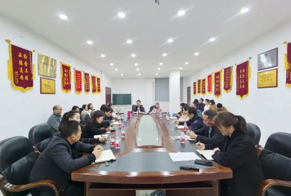 遠(yuǎn)程監(jiān)控,報警巡邏,清機(jī)加鈔,清分整點,憑證寄庫,頭寸箱寄庫,商鋪安保,智能家居