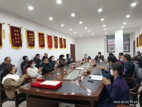 遠(yuǎn)程監(jiān)控,報(bào)警巡邏,清機(jī)加鈔,清分整點(diǎn),憑證寄庫,頭寸箱寄庫,商鋪安保,智能家居